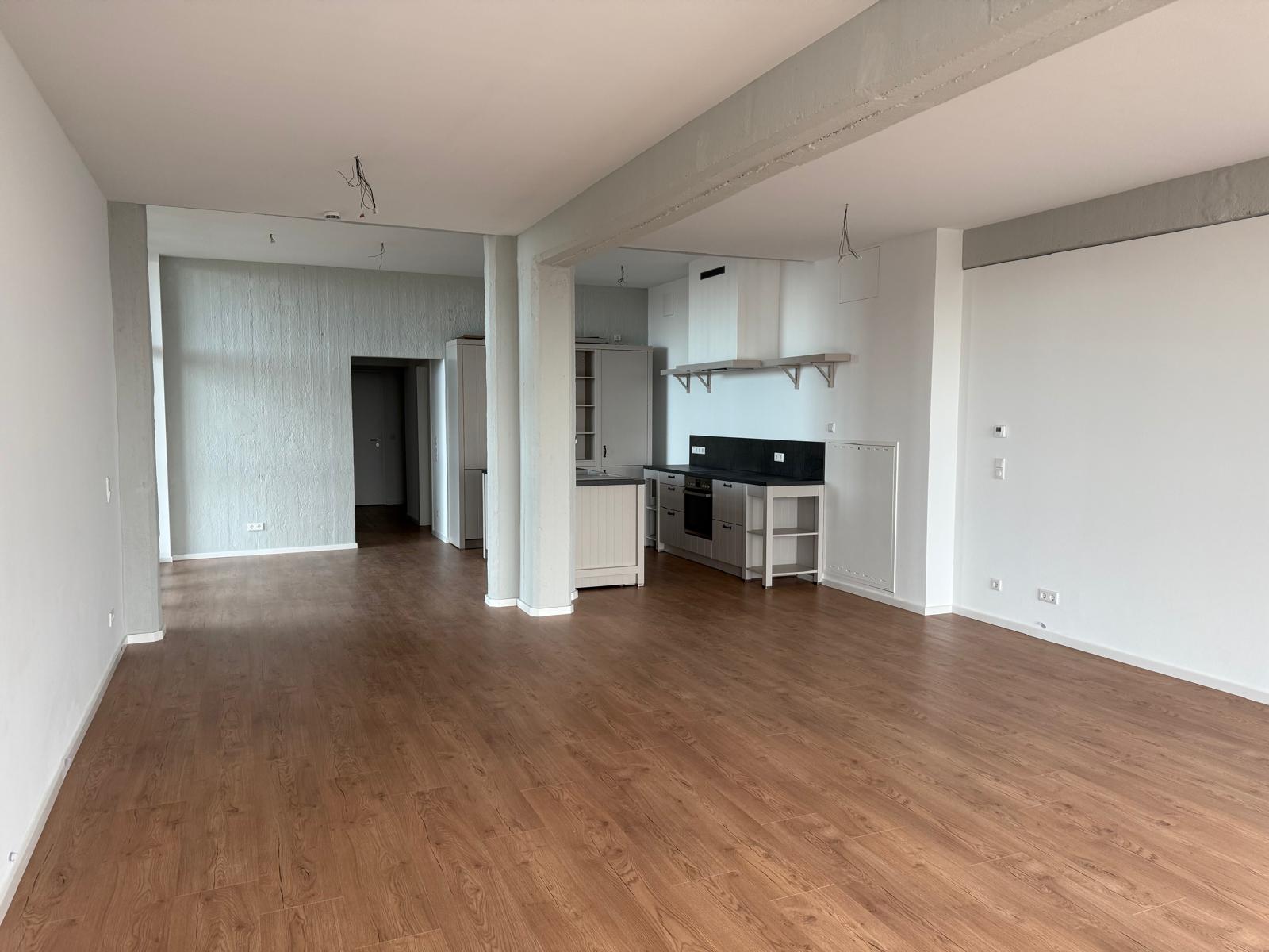 077183c2 b488 457b 8237 7690918ef5a7