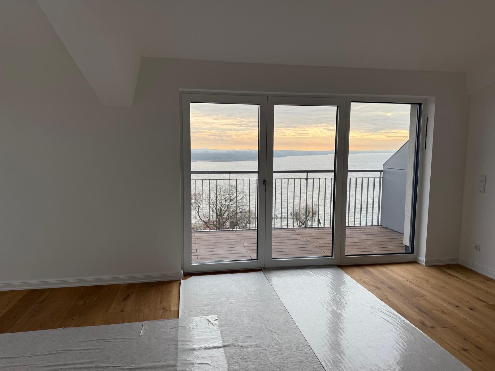 e246d14b b1f4 423d a836 77e302f0a510